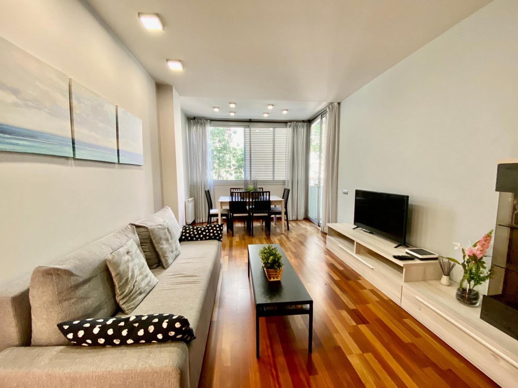 Carmed Homely Apartment By Hlclub Agency Vilanova i la Geltrú Exterior foto